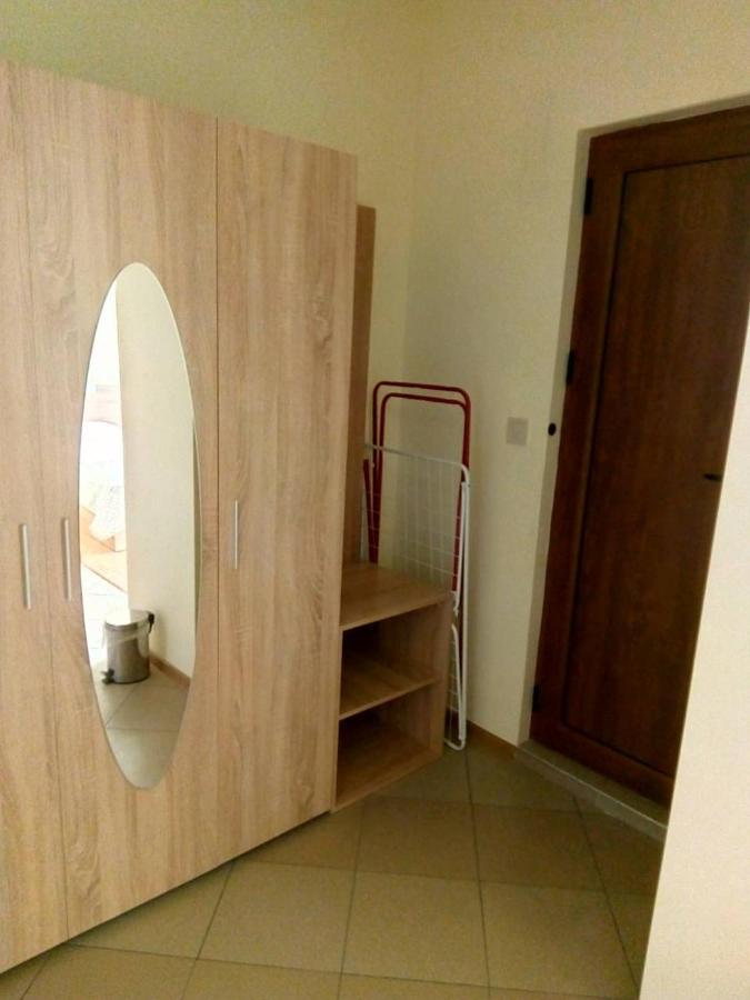 Alfa Guest Rooms With Parking Варна Экстерьер фото